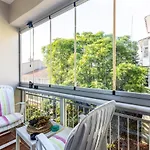 Chic Spacious Flat W Balcony 5 Min To Moda Coast