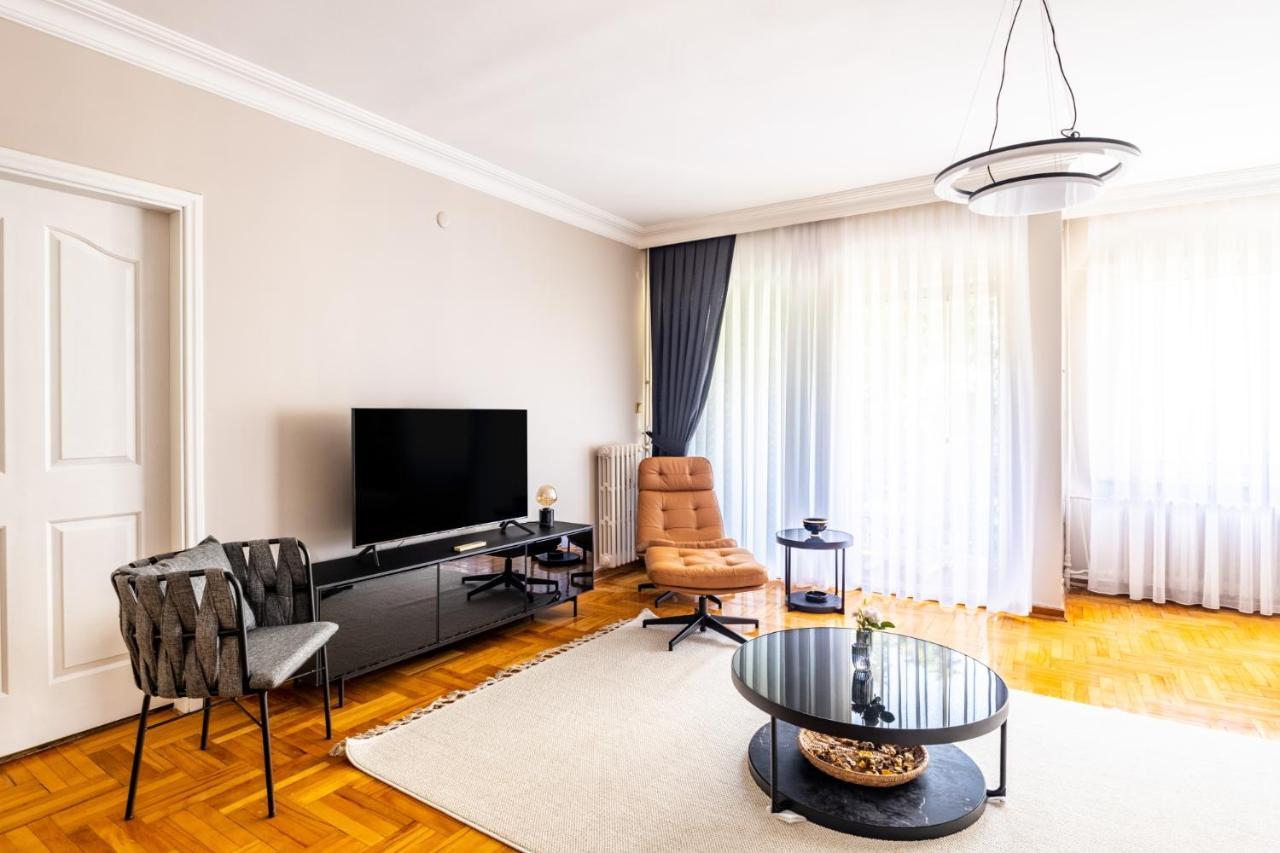 Daire Chic Spacious Flat W Balcony 5 Min To Moda Coast