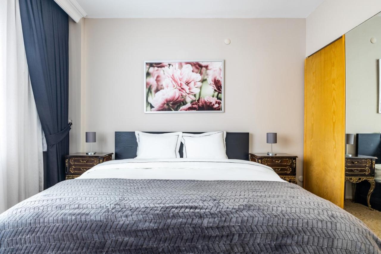 Chic Spacious Flat W Balcony 5 Min To Moda Coast Daire İstanbul