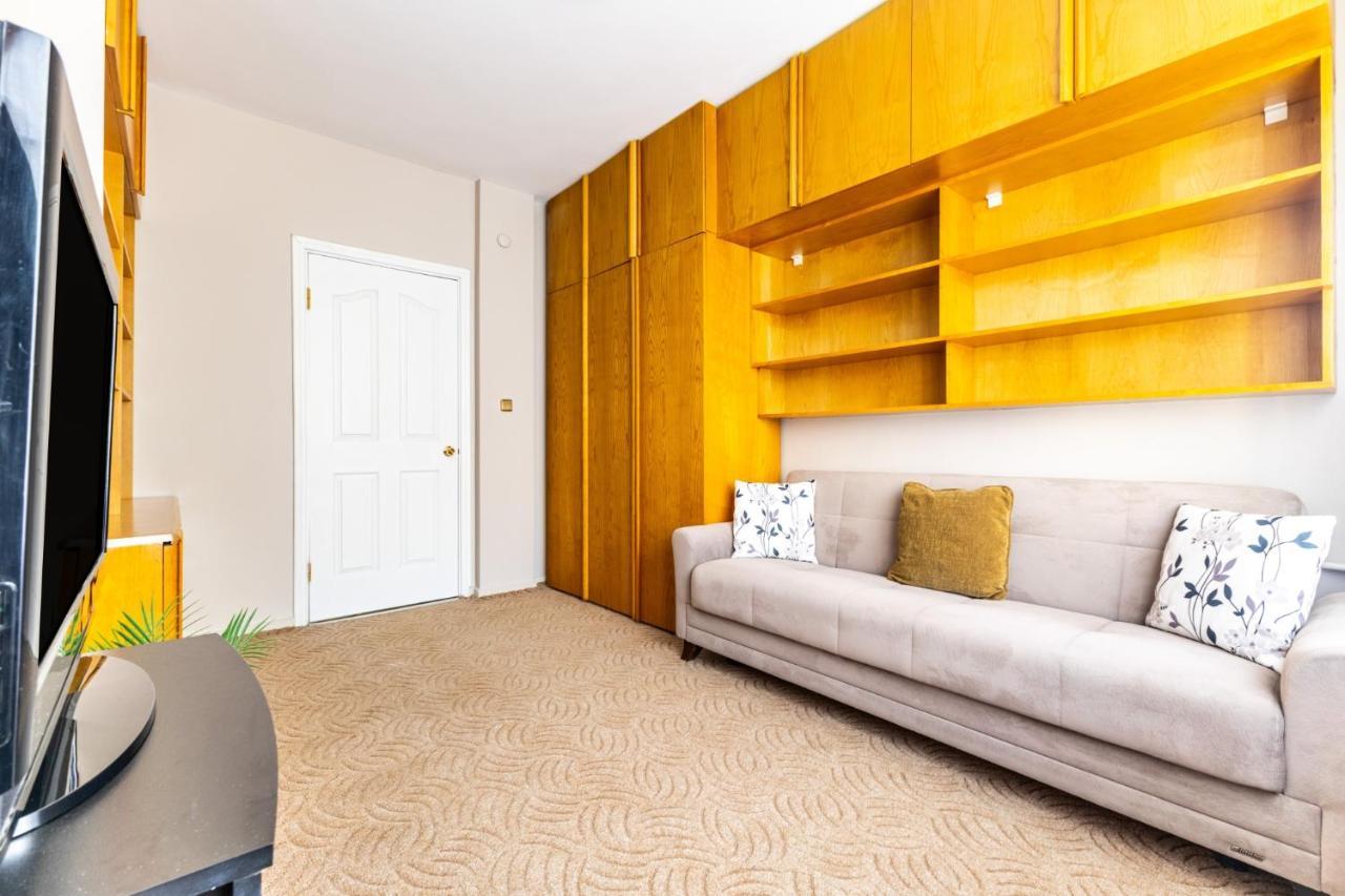 Daire Chic Spacious Flat W Balcony 5 Min To Moda Coast *
